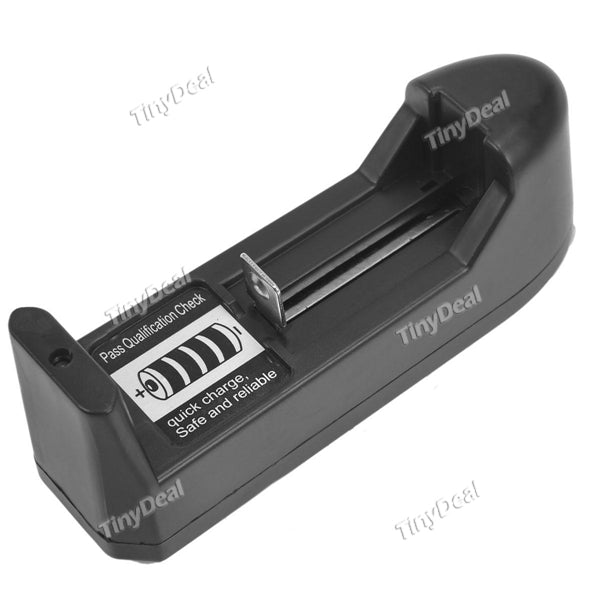 AC100-240V Universal Battery Single Charger for 18650 26650 14500 Battery STH-349574